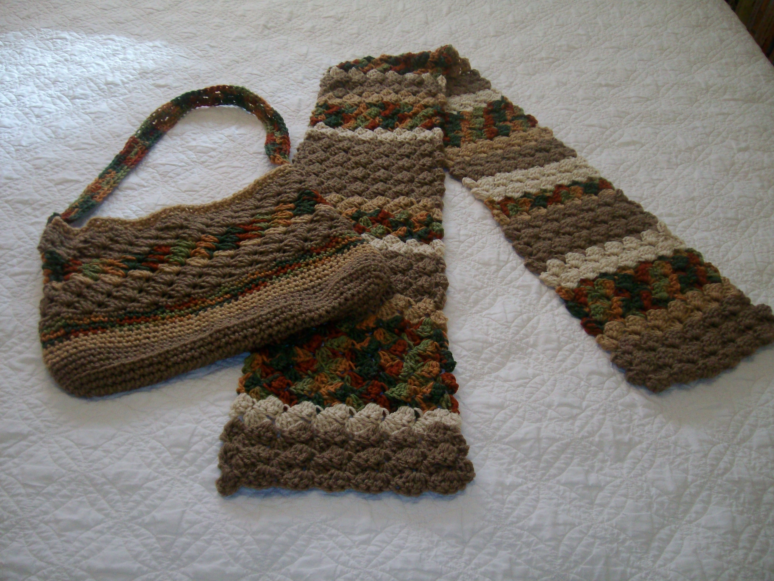 Crochet Scarf and Handbag